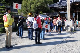 香西寺に寄るコースは複数あります(ホームページ委員会取材班撮影) 香西寺に寄るコースは複数あります