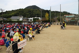 開会式の様子です(ホームページ委員会撮影) 開会式の様子です