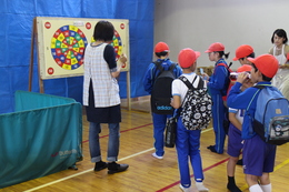 PTAチャリティバザー(ホームページ委員会撮影) PTAチャリティバザー