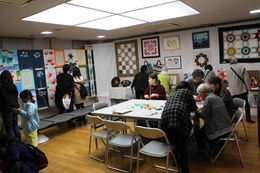 講座・同好会の作品展(ホームページ委員会撮影) 講座・同好会の作品展