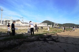 監督・コーチ・保護者も参加(衛生組合協議会撮影) 監督・コーチ・保護者も参加