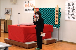 高松市長寿福祉部香西様の来賓挨拶(ホームページ委員会撮影) 高松市長寿福祉部香西様の来賓挨拶