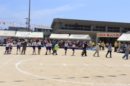 香西女性会 アトラクション(ホームページ委員会撮影) 香西女性会 アトラクション