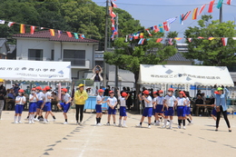 香西女性会 アトラクション(ホームページ委員会撮影) 香西女性会 アトラクション