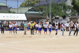 香西女性会 アトラクション(ホームページ委員会撮影) 香西女性会 アトラクション