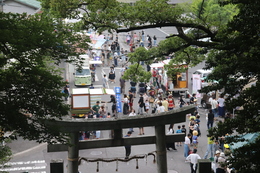 屋台・キッチンカーストリート(ホームページ委員会撮影) 屋台・キッチンカーストリート
