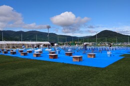 当日・イートスペース完成(ホームページ委員会撮影) 当日・イートスペース完成