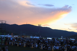 日の入りです(ホームページ委員会撮影) 日の入りです