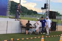 自転車が当たった兄弟(ホームページ委員会撮影) 自転車が当たった兄弟