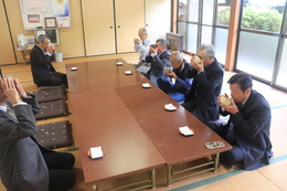 美味しく頂いていますね(ホームページ委員会撮影) 美味しく頂いていますね