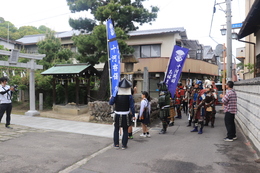 菅原神社に寄り(ホームページ委員会撮影) 菅原神社に寄り