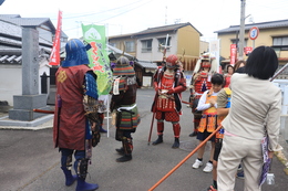 西光寺に寄り(ホームページ委員会撮影) 西光寺に寄り