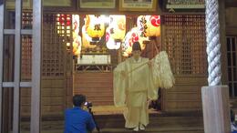 神事の様子(平賀北秋祭り実行委員会撮影) 神事の様子
