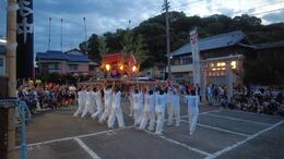 練物奉納 太鼓台(平賀北秋祭り実行委員会撮影) 練物奉納 太鼓台