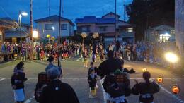 練物奉納 子奴(平賀北秋祭り実行委員会撮影) 練物奉納 子奴