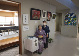 お茶席(ホームページ委員会撮影) お茶席