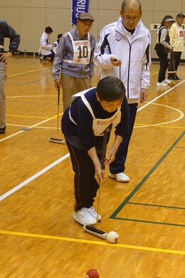 各選手のプレイの様子(香西地区スポーツ推進委員撮影) 各選手のプレイの様子