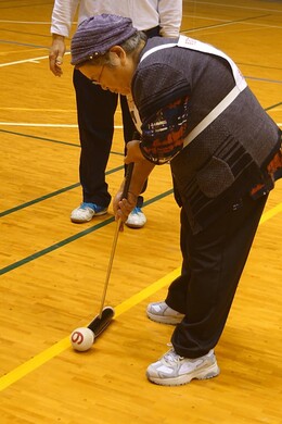 各選手のプレイの様子(香西地区スポーツ推進委員撮影) 各選手のプレイの様子