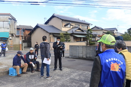 警察へ保護の要請を練習(ホームページ委員会撮影) 警察へ保護の要請を練習