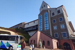 今治タオル美術館(環境衛生組合協議会撮影) 今治タオル美術館