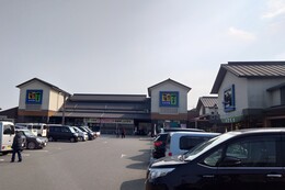 昼食はさいさいきて屋で(環境衛生組合協議会撮影) 昼食はさいさいきて屋で