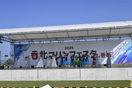 フラダンス(実行委員会取材班撮影) フラダンス