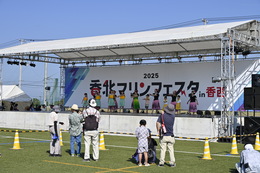 フラダンス(実行委員会取材班撮影) フラダンス
