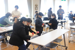 ����ʑ̌��̗l�q