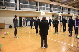 9���̊J��̗l�q