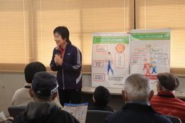 喜多先生の講義(ホームページ委員会撮影) 喜多先生の講義